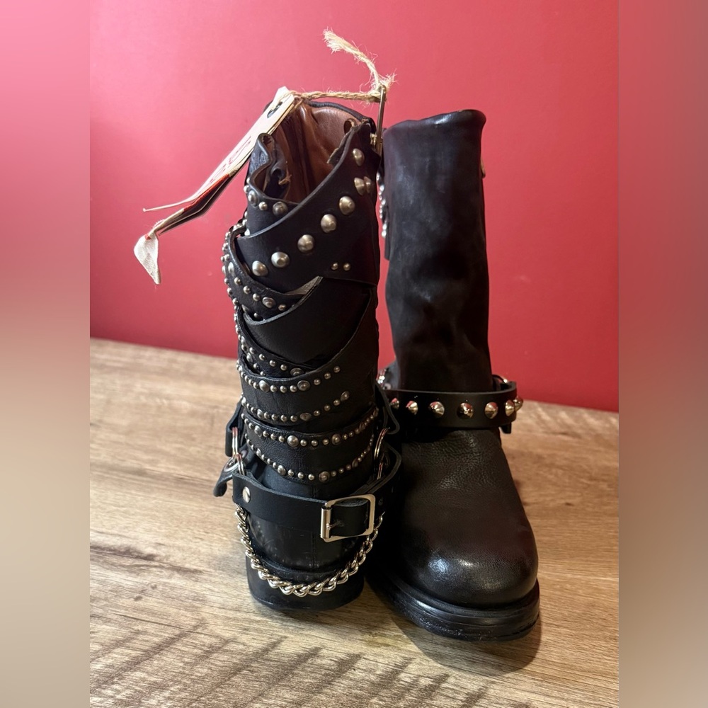NIB- A.S.98 Women's Altered “Solomon”Studded Moto Boots.Size 37. *RARE/SOLD OUT*
